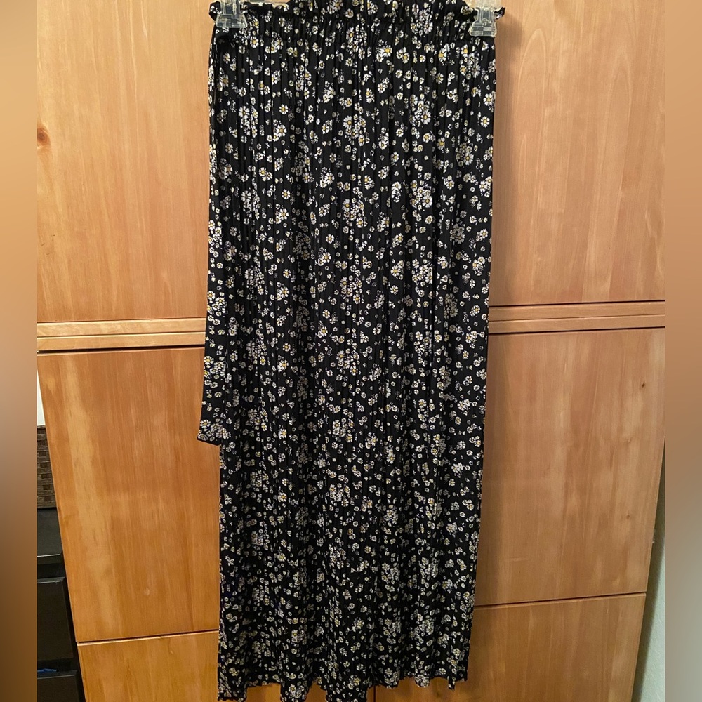 Olivia rose daisy pants